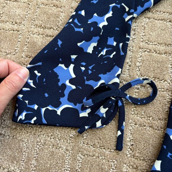 Talbots Floral Shift Dress Women's 10 Navy Blue Scalp Neckline 3/4 Sleeve Crepe - Picture 5 of 9